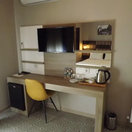 Acr Hotel