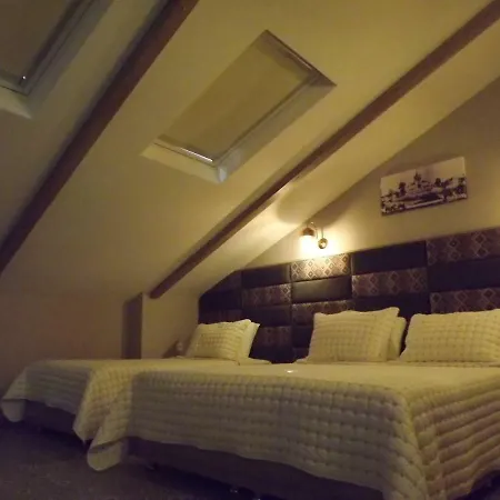 Acr Hotel 2*