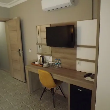 Acr Hotel