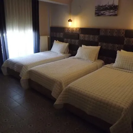 Acr Hotel 2*
